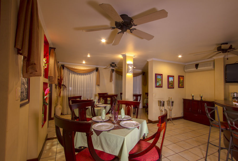 אורוטינה Hotel Iguana Verde מראה חיצוני תמונה