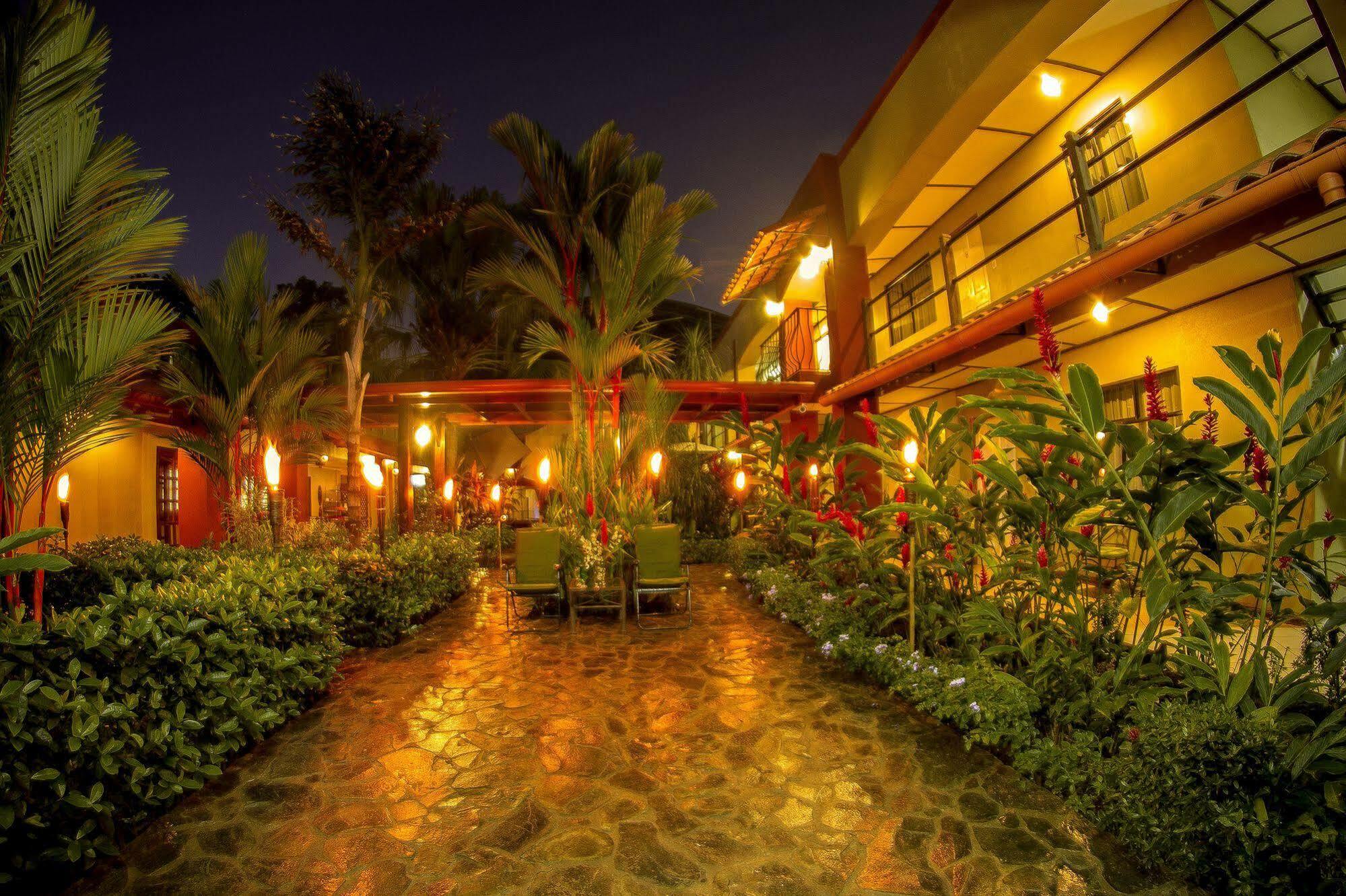 אורוטינה Hotel Iguana Verde מראה חיצוני תמונה